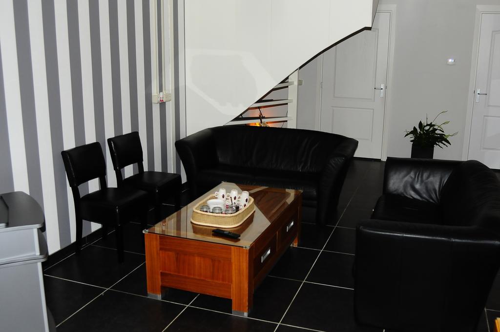 Herkenhoek 3 Bedroom Apartement Heeswijk-Dinther Exterior foto